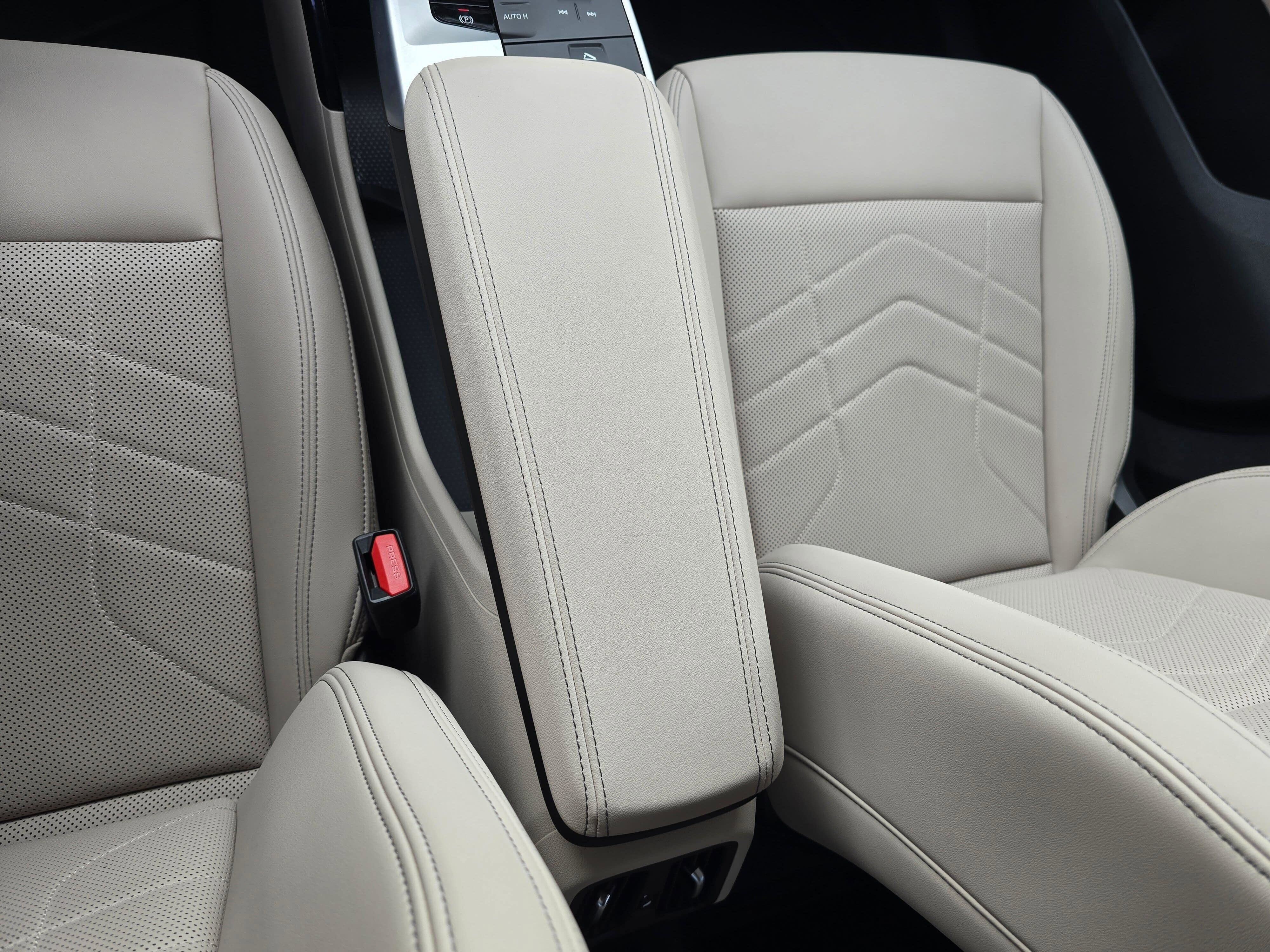 Certified 2025 BMW X1 xDrive28i w/ Convenience Package image 24