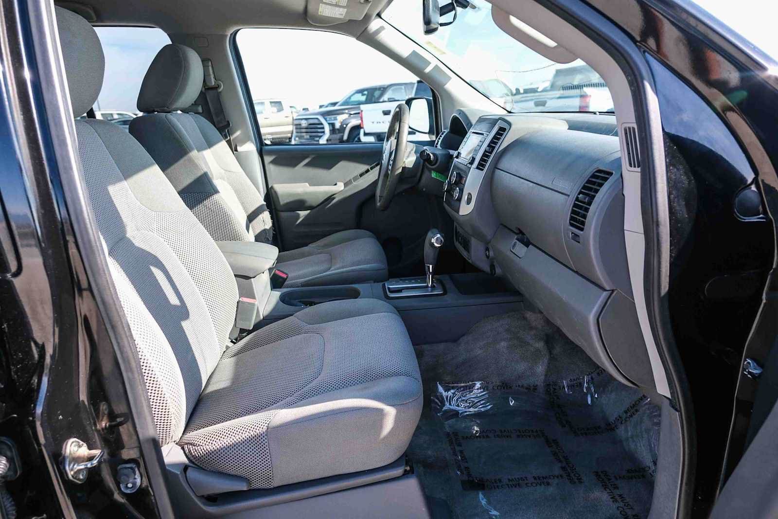 Used 2018 Nissan Frontier SV w/ Value Truck Package RWD image 18