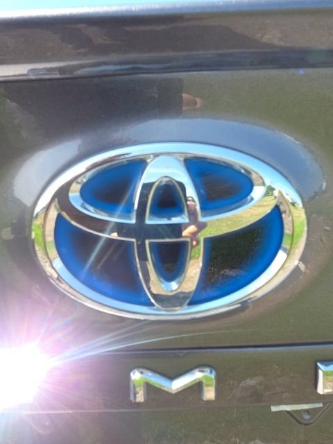 Used 2023 Toyota Camry SE w/ Cold Weather Package FWD image 22