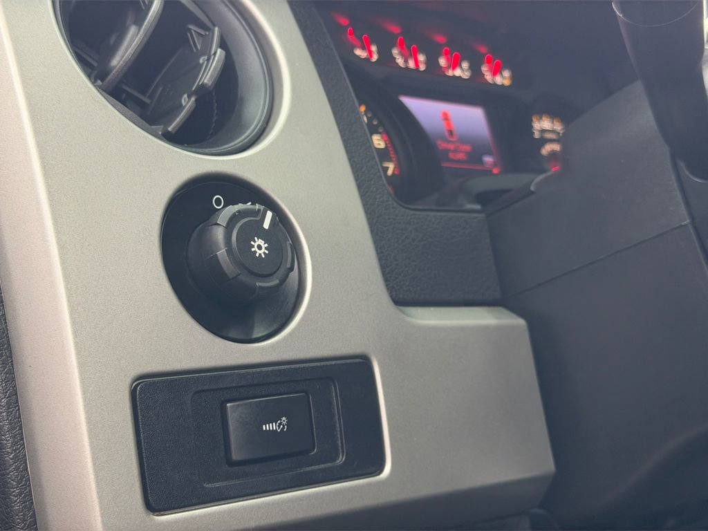 Used 2013 Ford F150 Raptor w/ Luxury Equipment Group AWD/4WD image 20