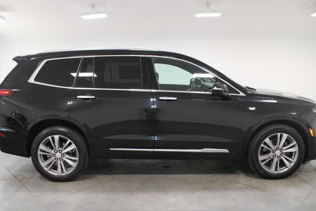 Used 2024 Cadillac XT6 Premium Luxury AWD/4WD image 10