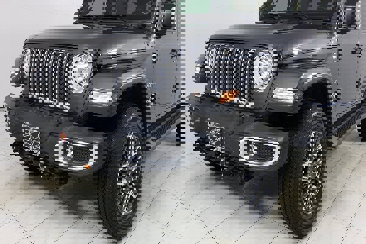 Used 2021 Jeep Wrangler Unlimited Sahara image 43