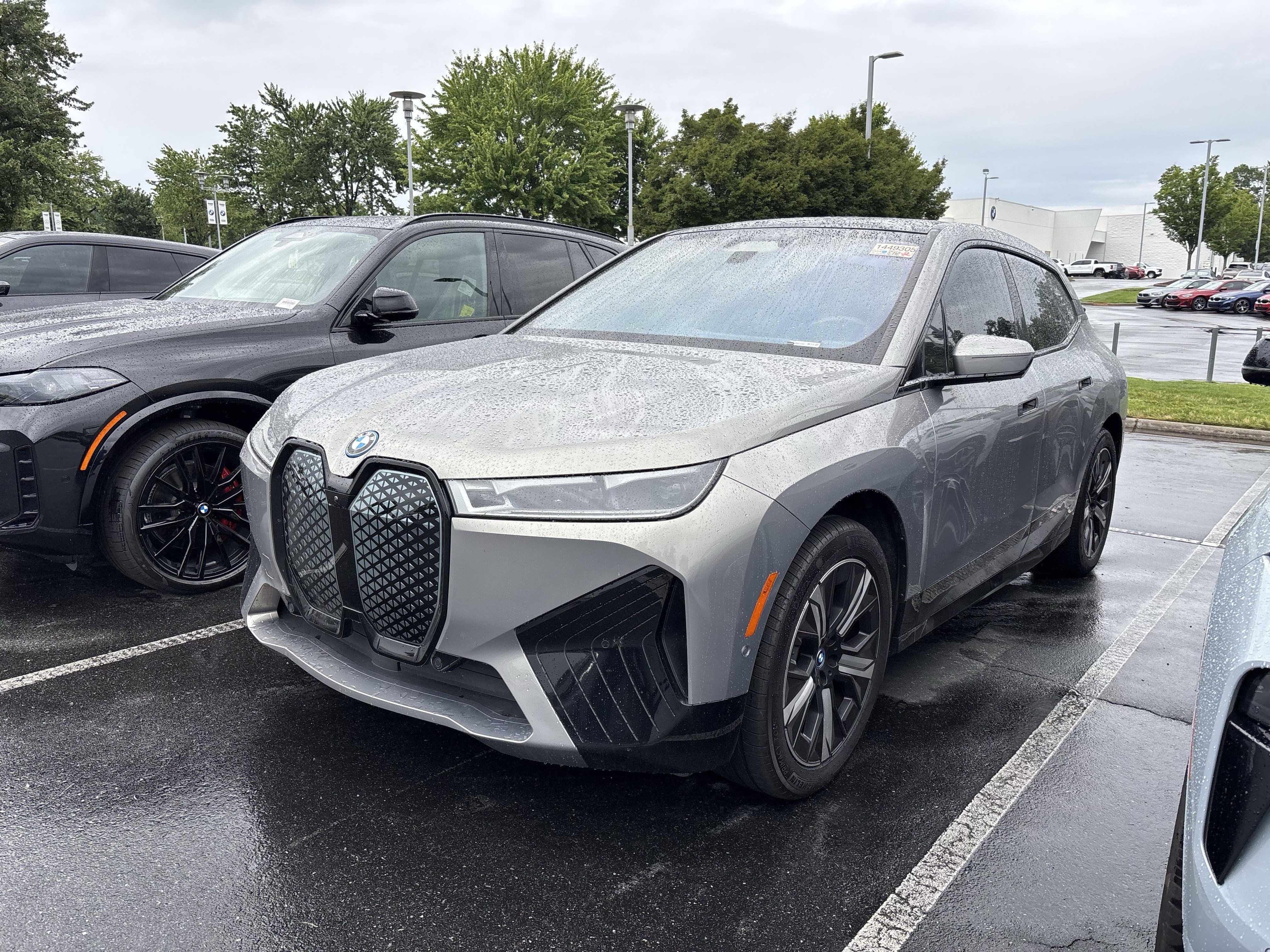 Certified 2024 BMW iX xDrive50 w/ Premium Package AWD/4WD image 13