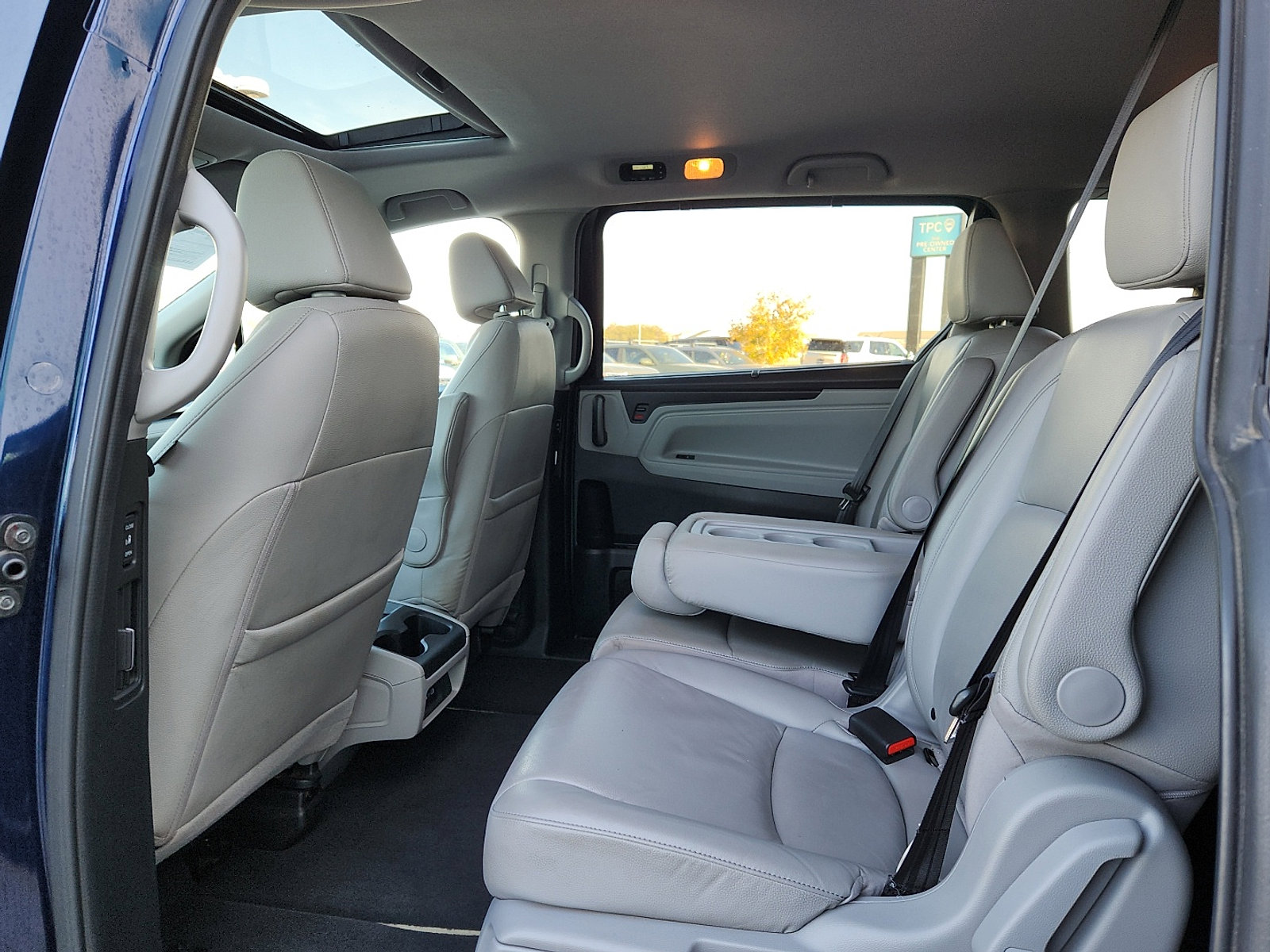 Used 2024 Honda Odyssey EX-L image 12