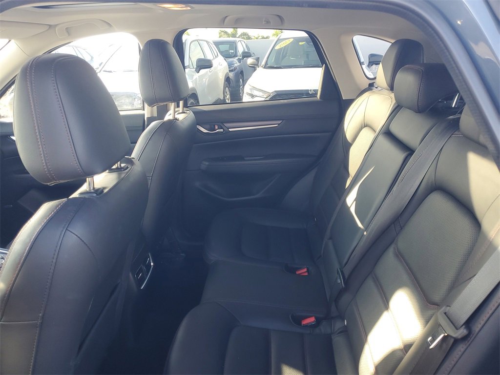 Used 2023 MAZDA CX-5 Carbon Edition image 11