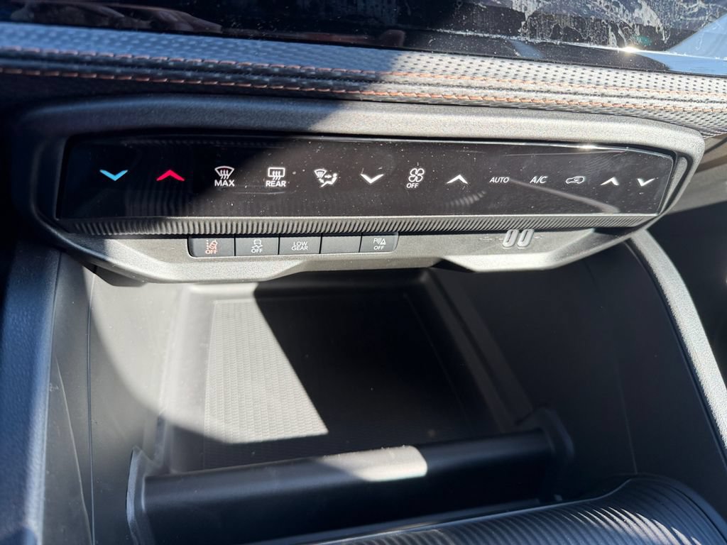 New 2026 Jeep Cherokee Limited AWD/4WD image 18