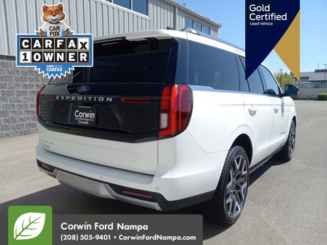 Used 2025 Ford Expedition Platinum w/ Platinum Ultimate Package image 3