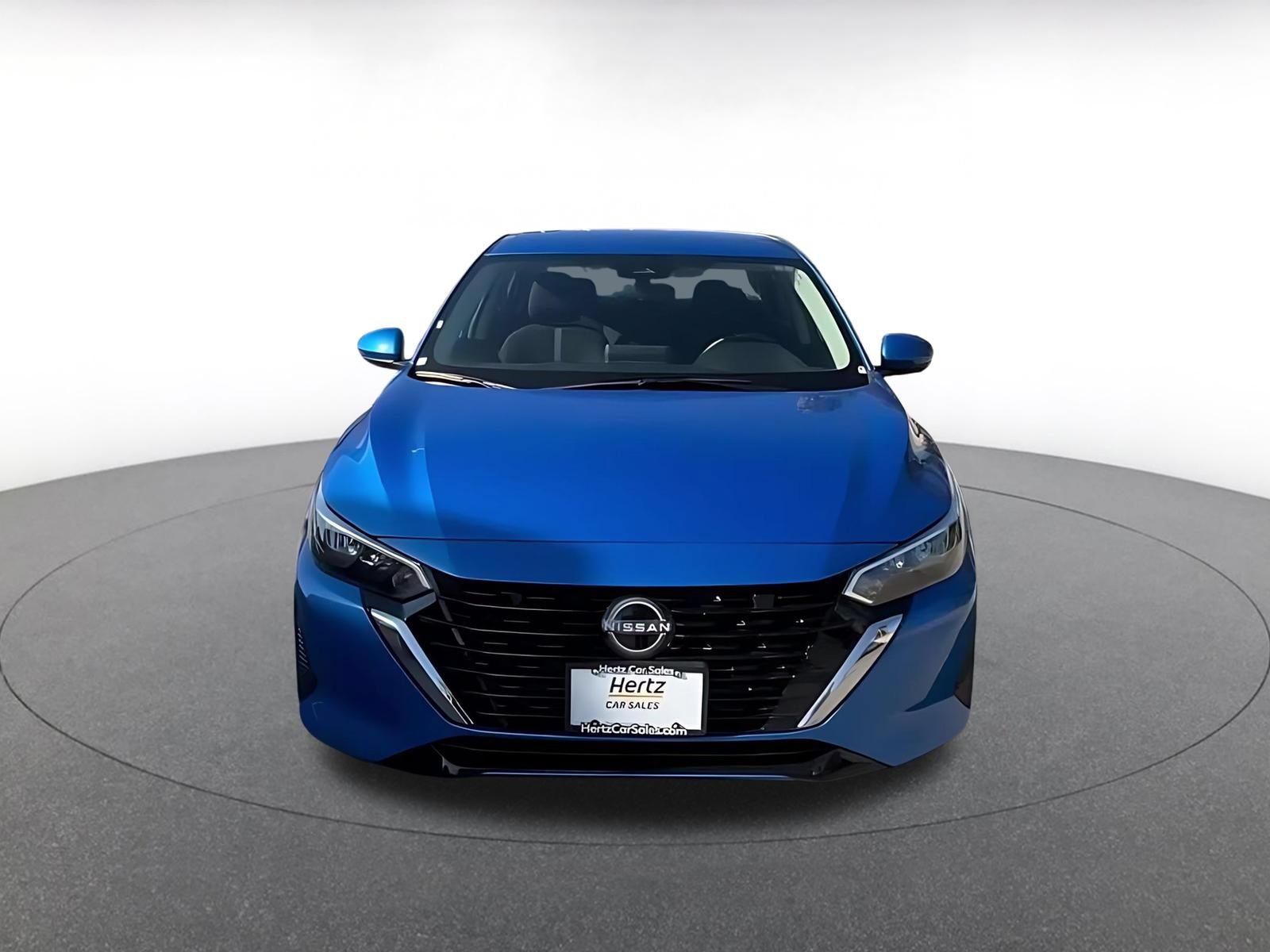 Used 2025 Nissan Sentra SV FWD image 4