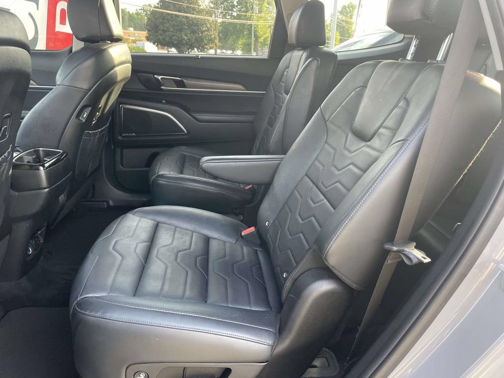 Used 2022 Kia Telluride SX w/ SX Prestige Package AWD/4WD image 13