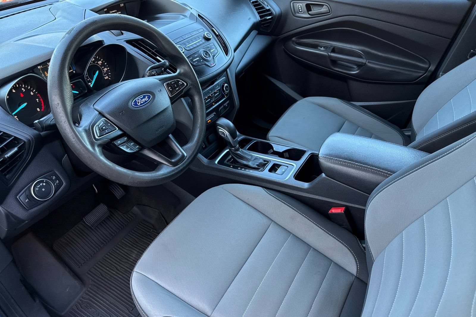 Used 2019 Ford Escape S FWD image 10