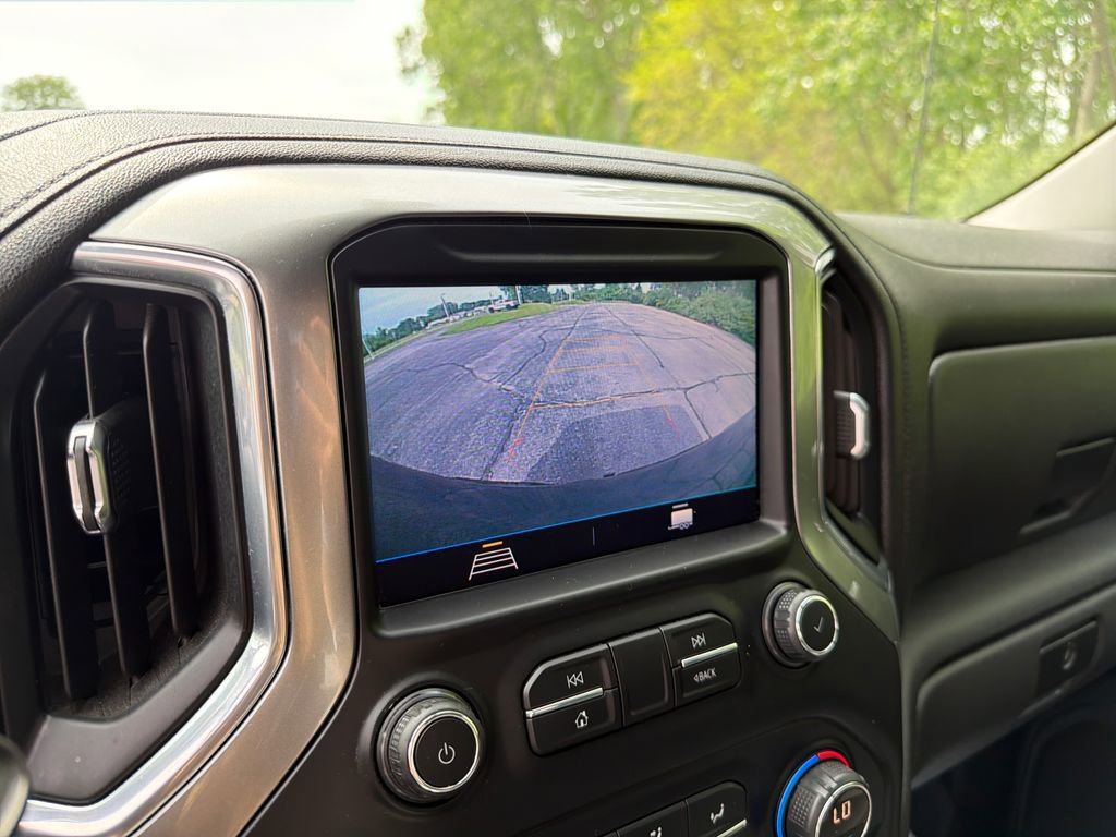 Used 2020 Chevrolet Silverado 1500 LT Trail Boss AWD/4WD image 18