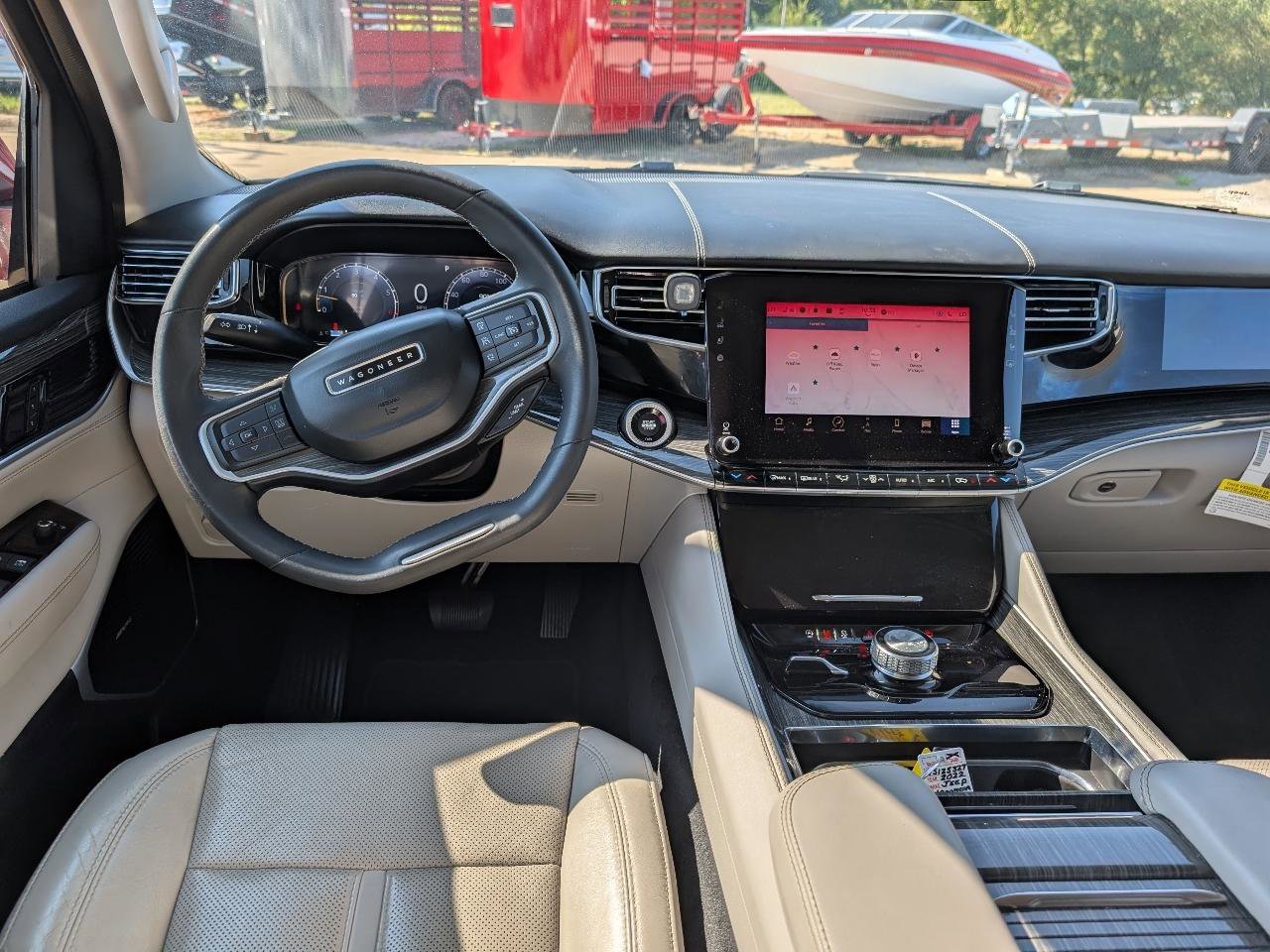 Used 2022 Jeep Wagoneer Series II AWD/4WD image 16