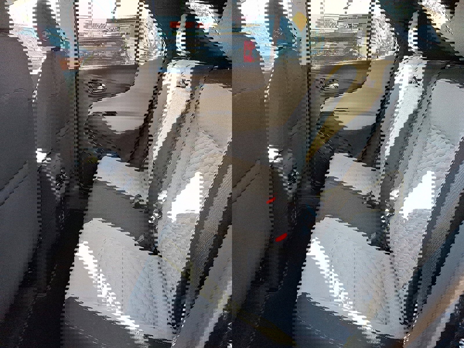 Used 2021 Chevrolet Equinox LT image 10