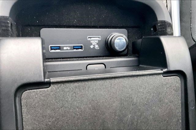 Used 2020 Land Rover Range Rover Sport SVR image 37