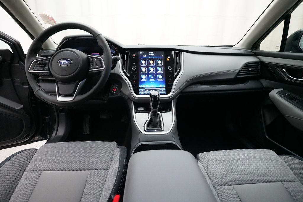 Used 2025 Subaru Outback Premium w/ Popular Package #1A image 6