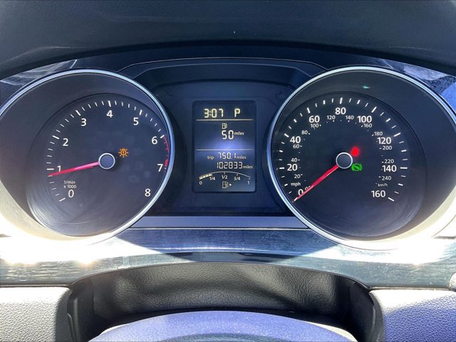 Used 2015 Volkswagen Jetta Sport FWD image 22