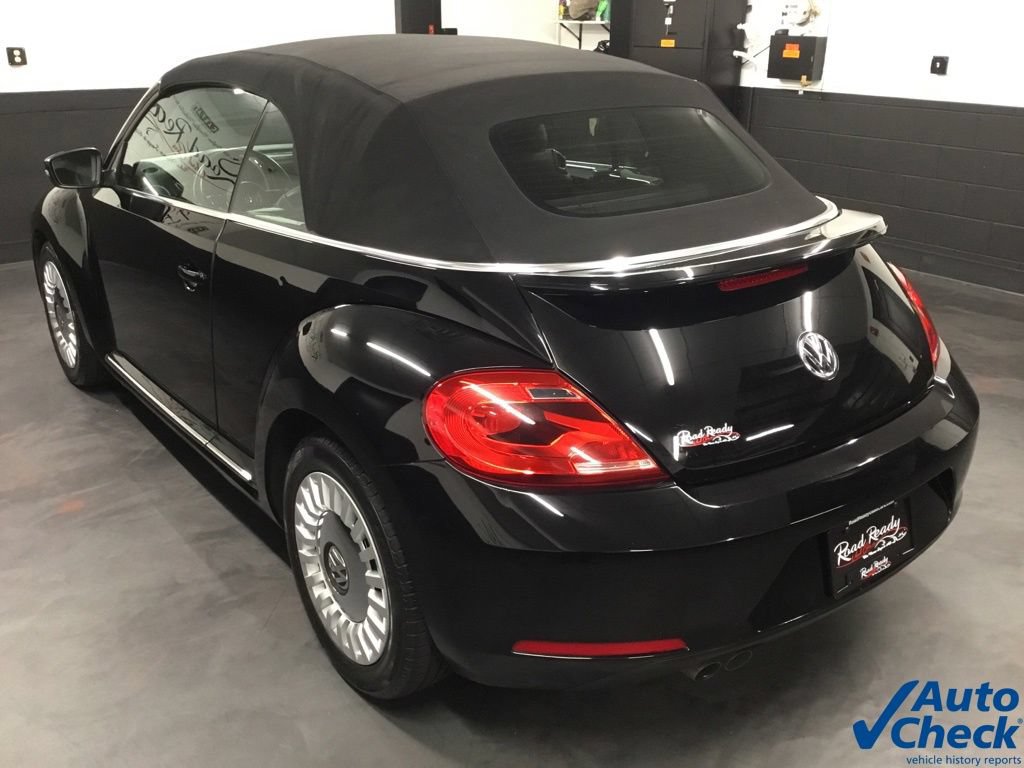 Used 2013 Volkswagen Beetle 2.5 FWD image 18