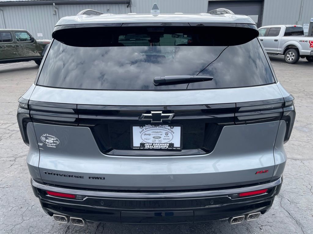 Used 2026 Chevrolet Traverse RS image 6