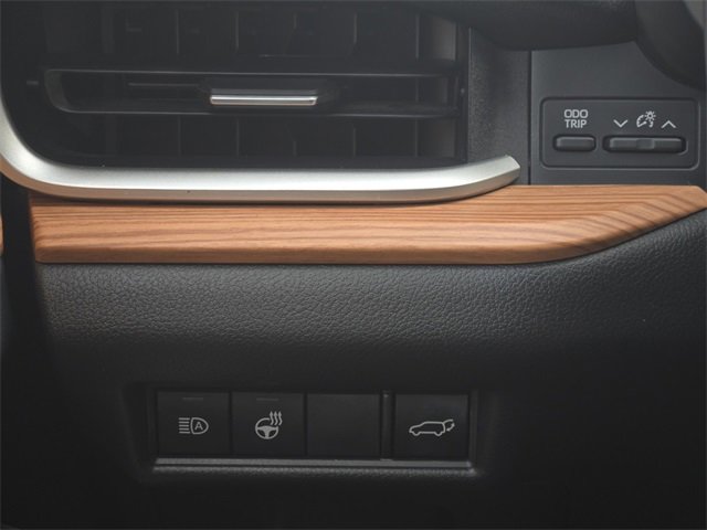 Certified 2025 Toyota Grand Highlander AWD image 27