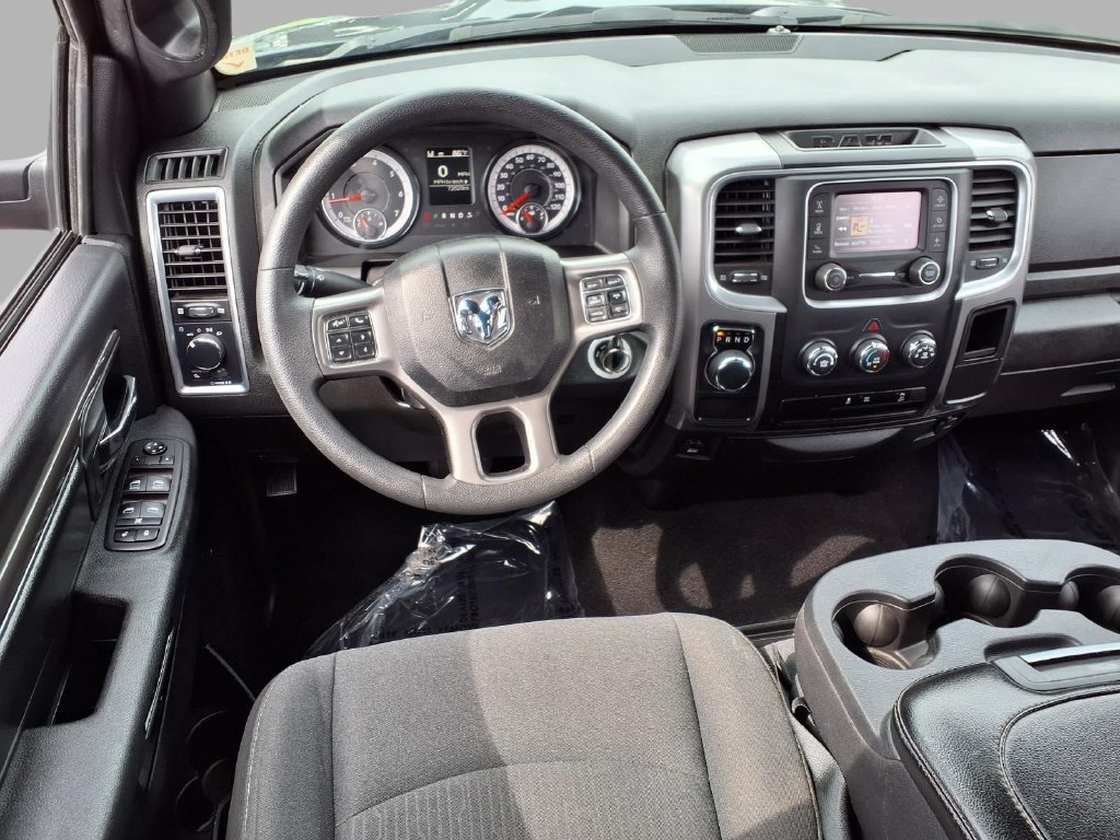 Used 2024 RAM 1500 Warlock RWD image 4