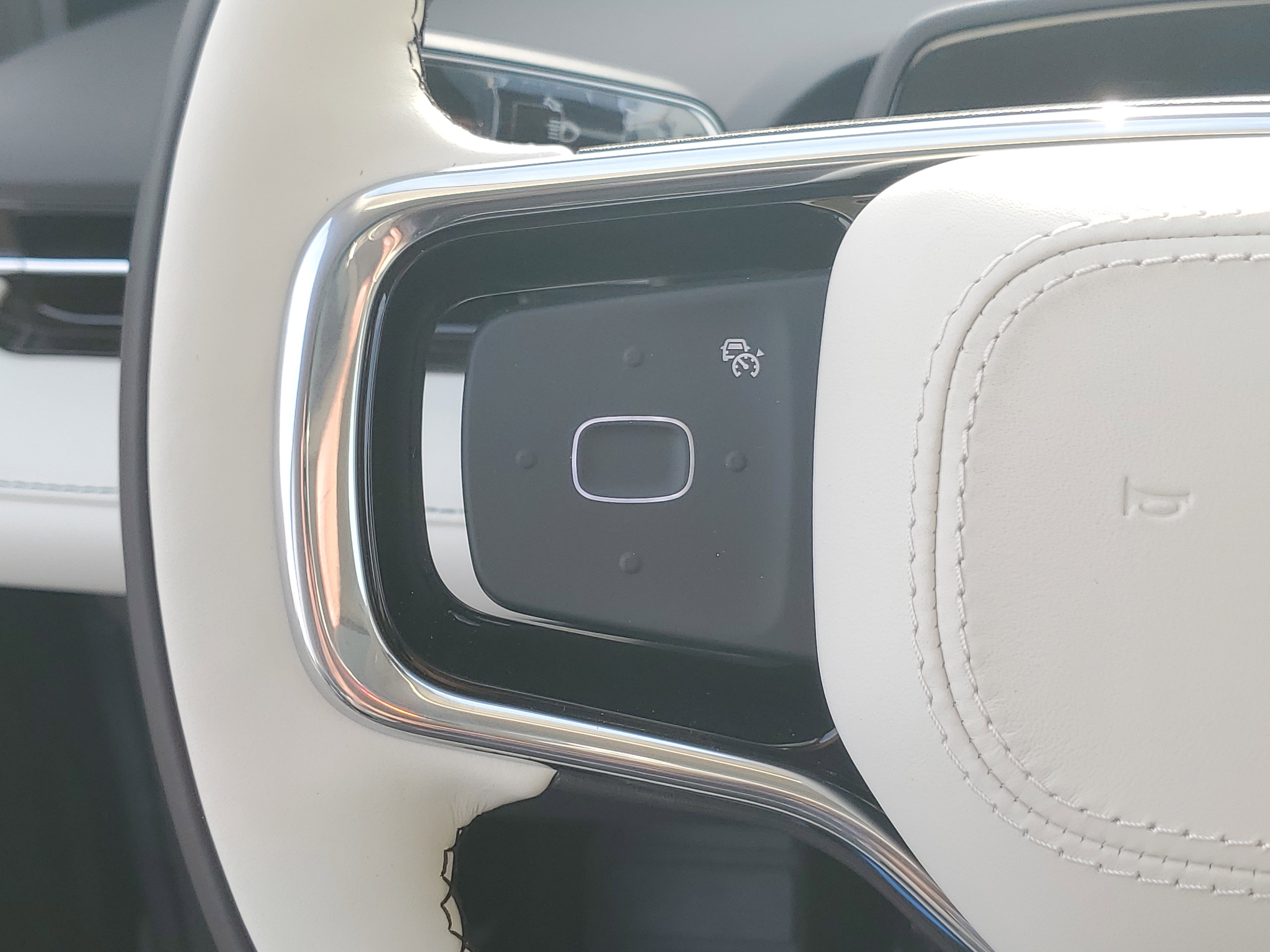 New 2026 Lincoln Nautilus Black Label image 17