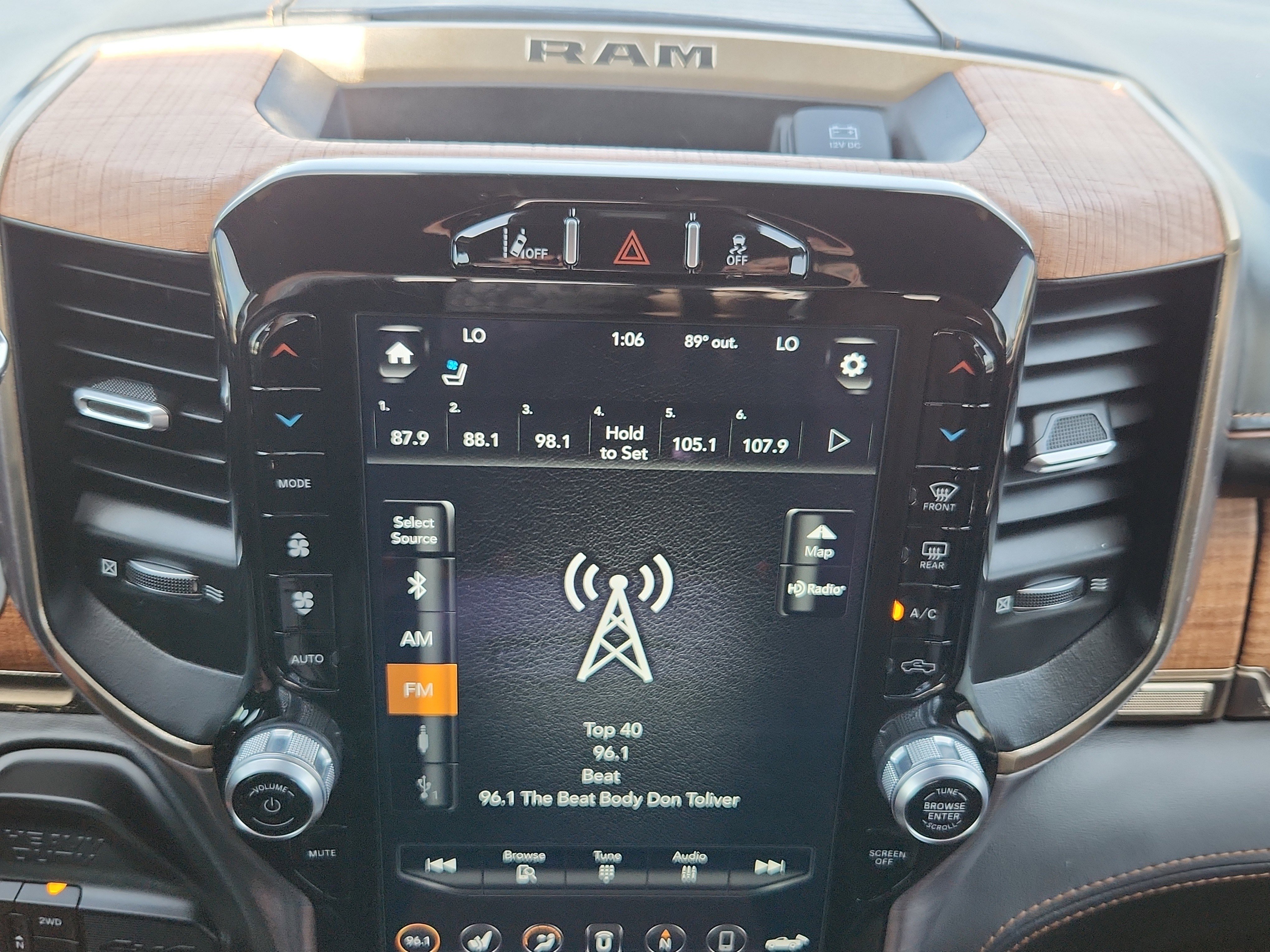 Used 2020 RAM 3500 Limited AWD/4WD image 28