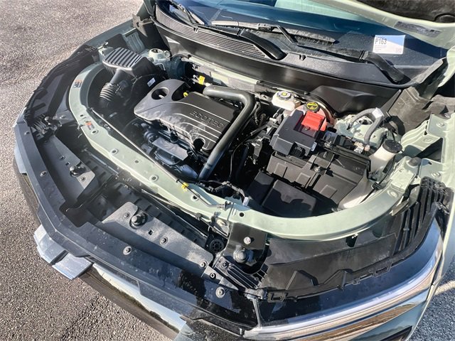 Certified 2025 Chevrolet Equinox ACTIV w/ Safety and Technology Package image 29