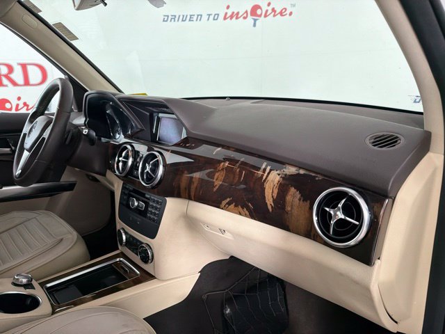 Used 2013 Mercedes-Benz GLK 350 2WD image 34