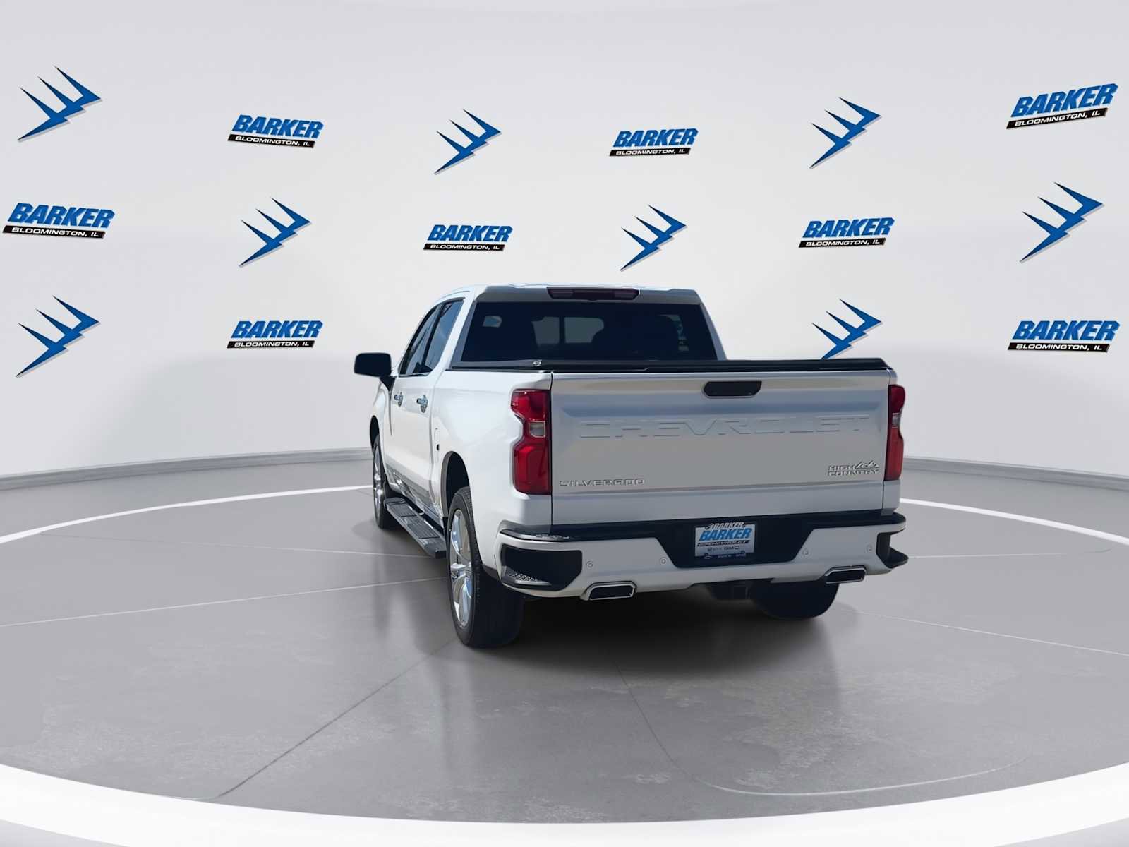 Used 2023 Chevrolet Silverado 1500 High Country w/ High Country Premium Package image 8