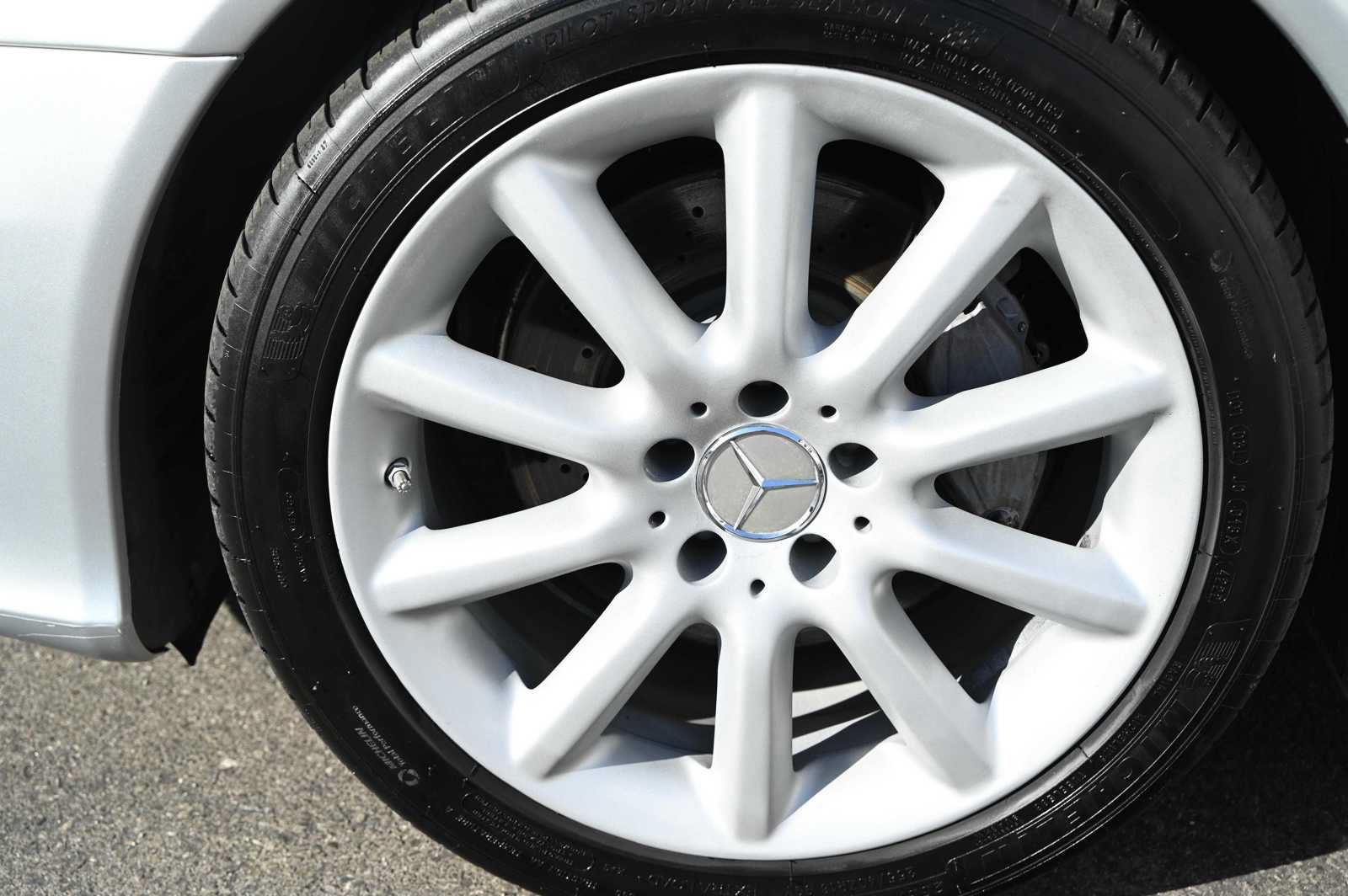 Used 2007 Mercedes-Benz SL 550 image 16