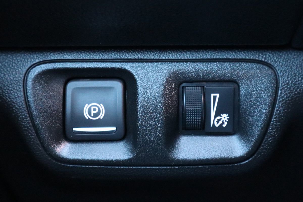 Used 2020 GMC Acadia SLT image 30