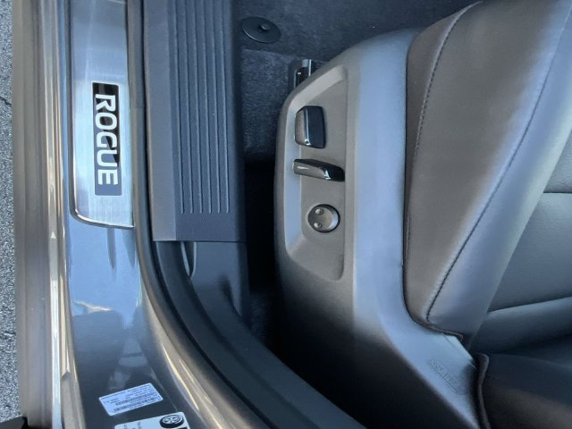 New 2026 Nissan Rogue Dark Armor AWD/4WD image 25