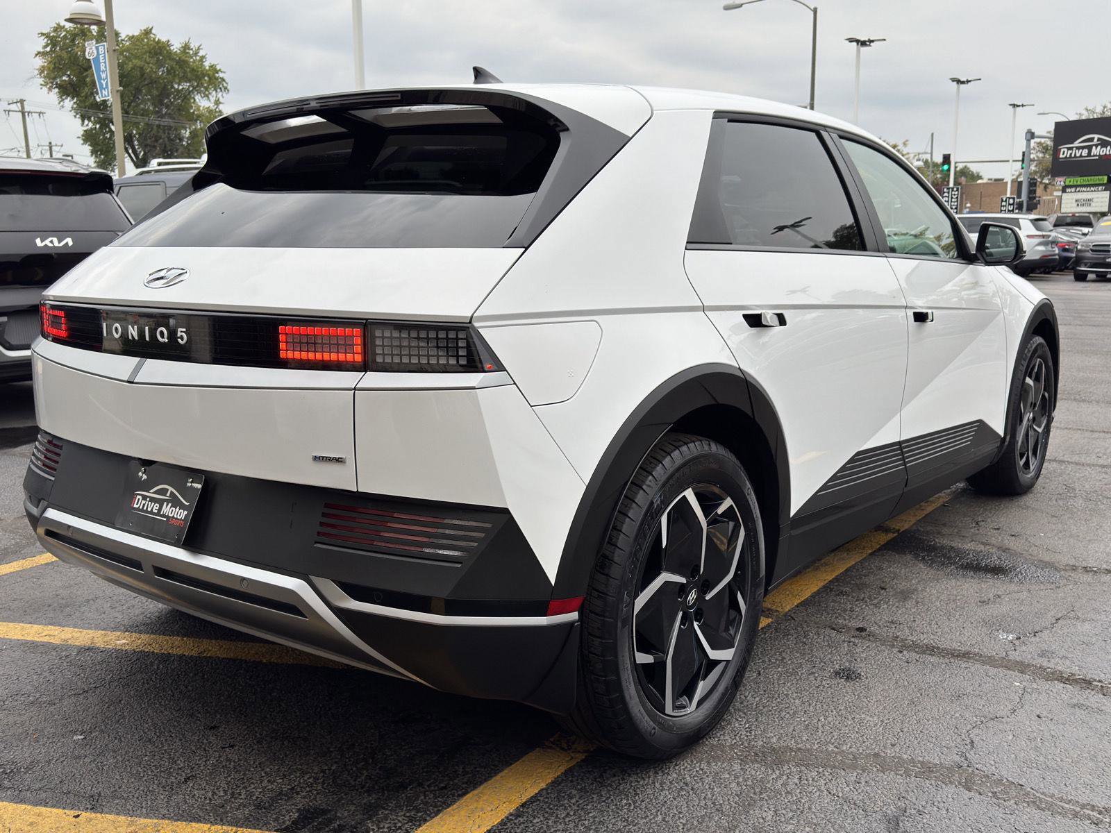 Used 2023 Hyundai Ioniq 5 SEL image 16