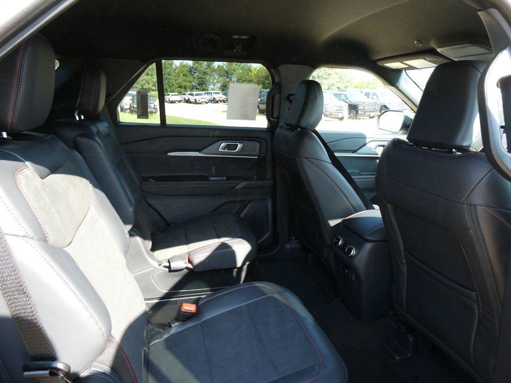 New 2027 Ford Explorer ST AWD/4WD image 12
