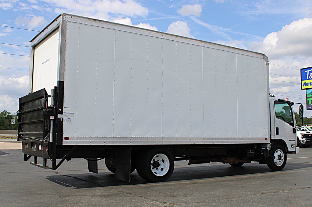 Used 2019 Isuzu NPR RWD image 5