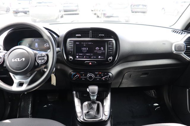 Used 2023 Kia Soul LX w/ Option Group 015 FWD image 14