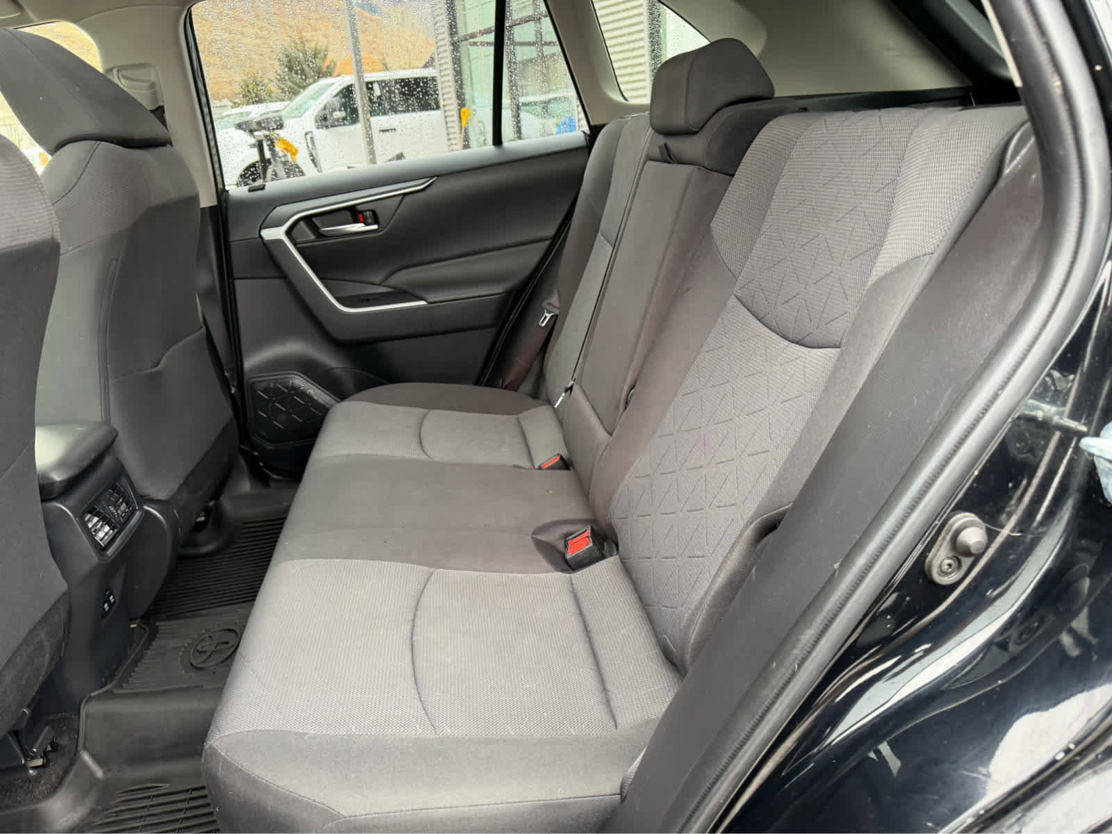 Used 2019 Toyota RAV4 XLE w/ Convenience Package image 22