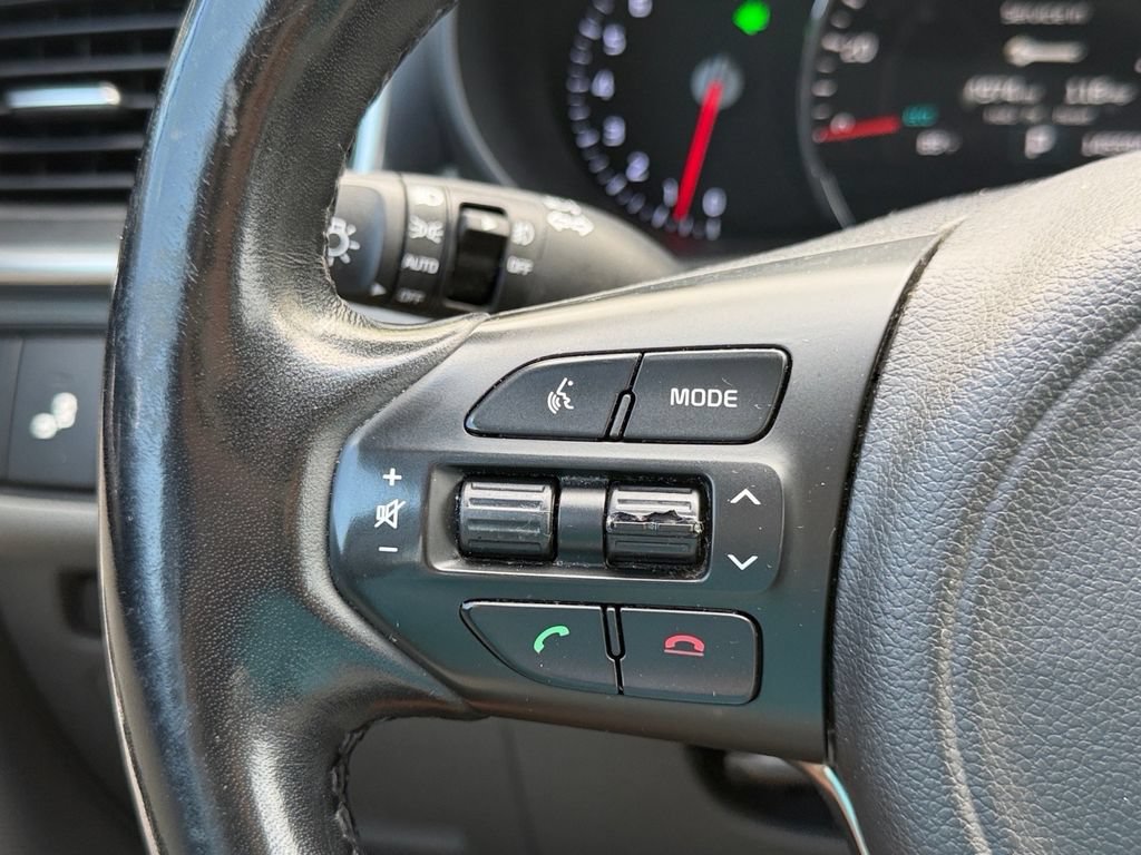 Used 2016 Kia Sorento SX FWD image 27