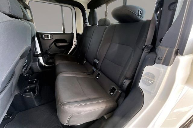 Used 2021 Jeep Gladiator Sport image 19