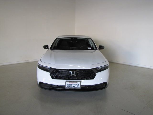 Certified 2025 Honda Accord SE image 2