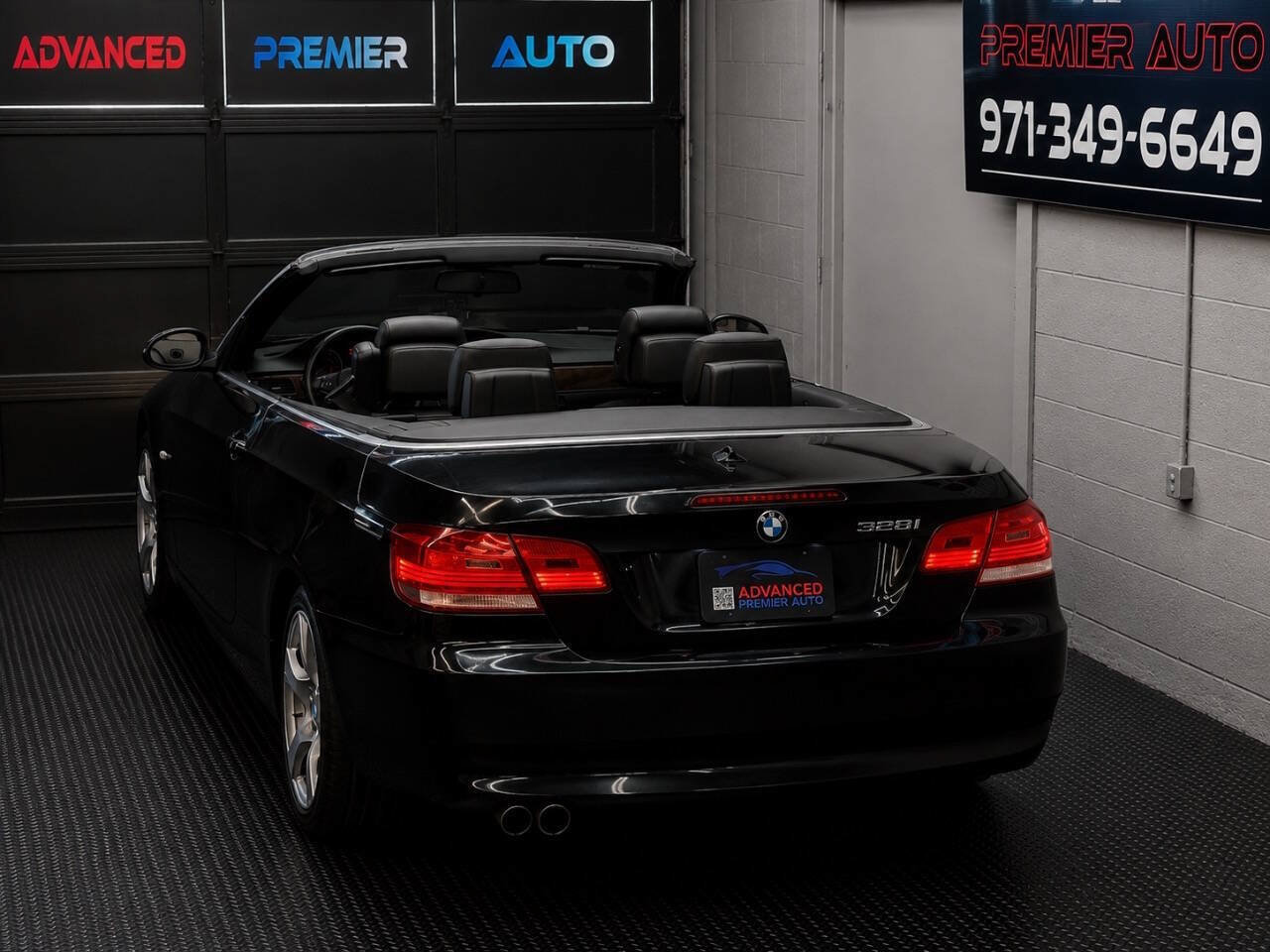Used 2009 BMW 328i Convertible RWD image 10