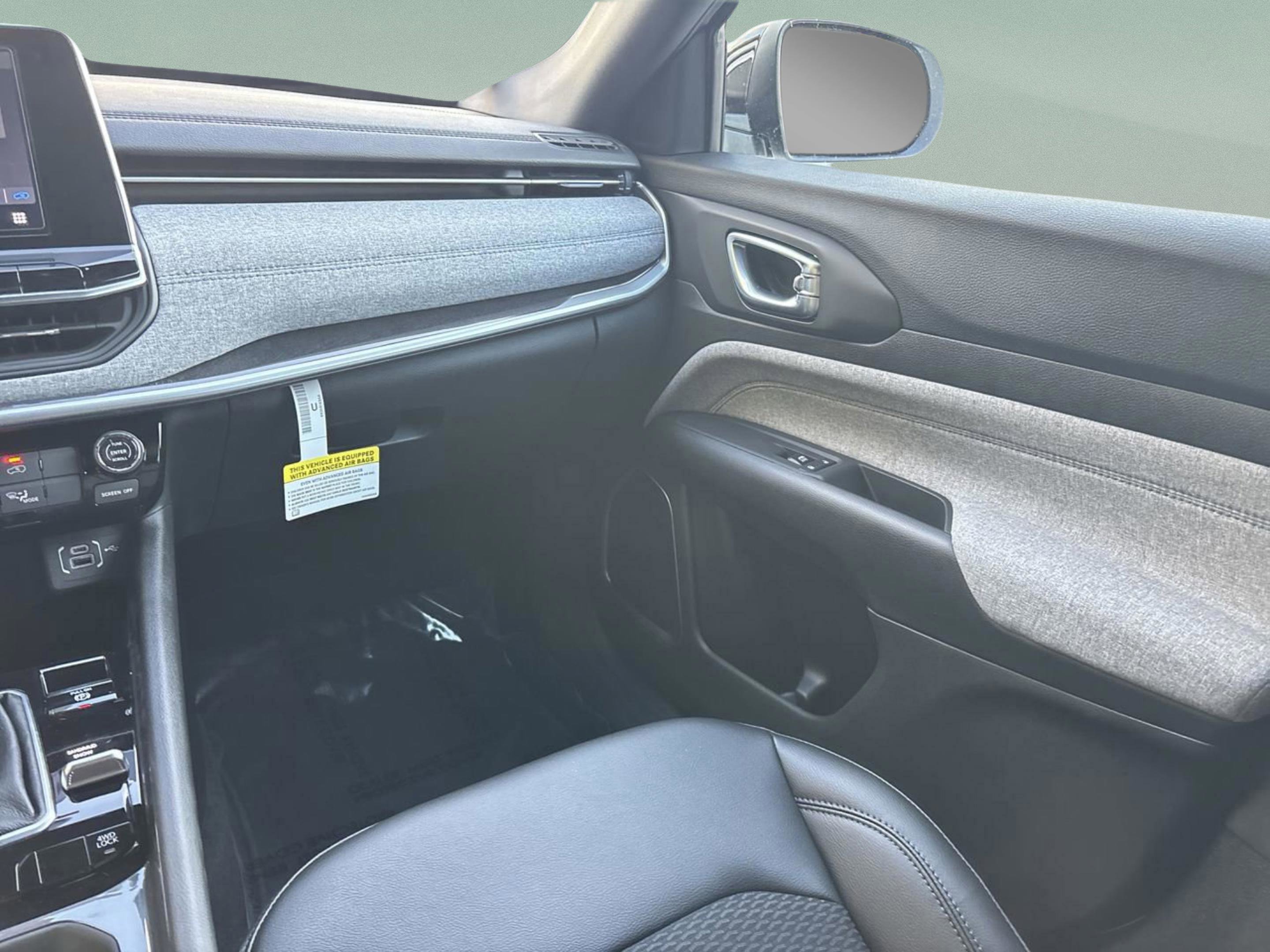 New 2026 Jeep Compass Latitude image 15