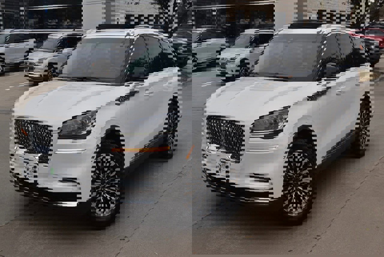 Certified 2023 Lincoln Aviator Reserve w/ Elements Package Plus image 43