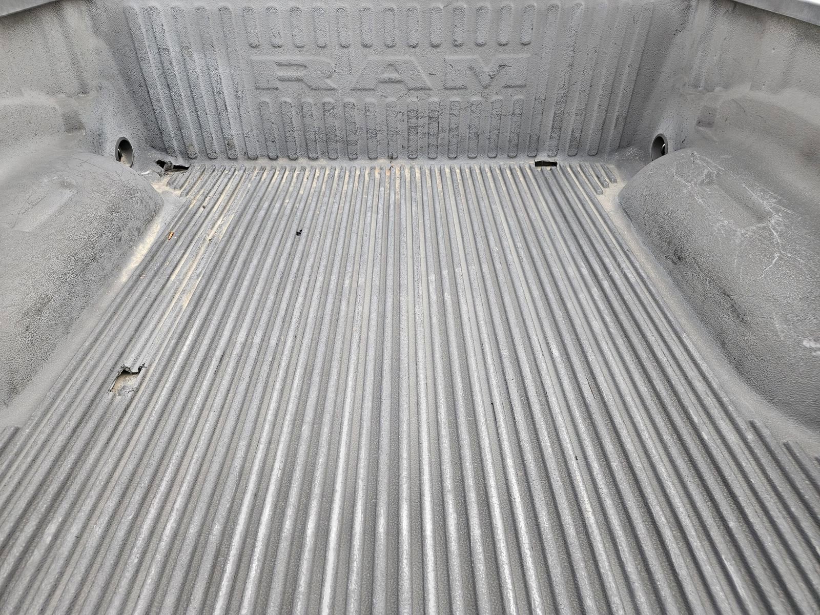 Used 2019 RAM 1500 Laramie image 35