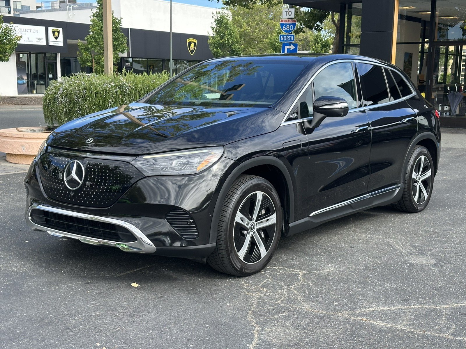 Used 2023 Mercedes-Benz EQE 350+ 4MATIC SUV image 3