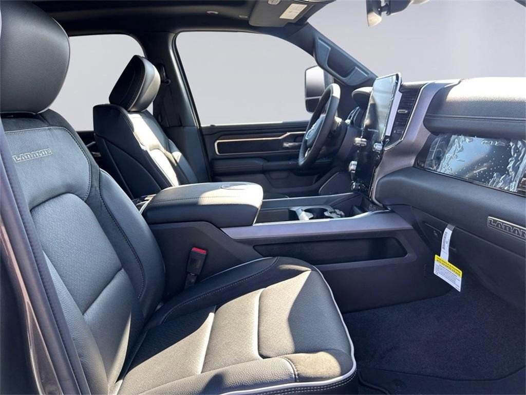 New 2026 RAM 1500 Laramie w/ Night Edition image 17