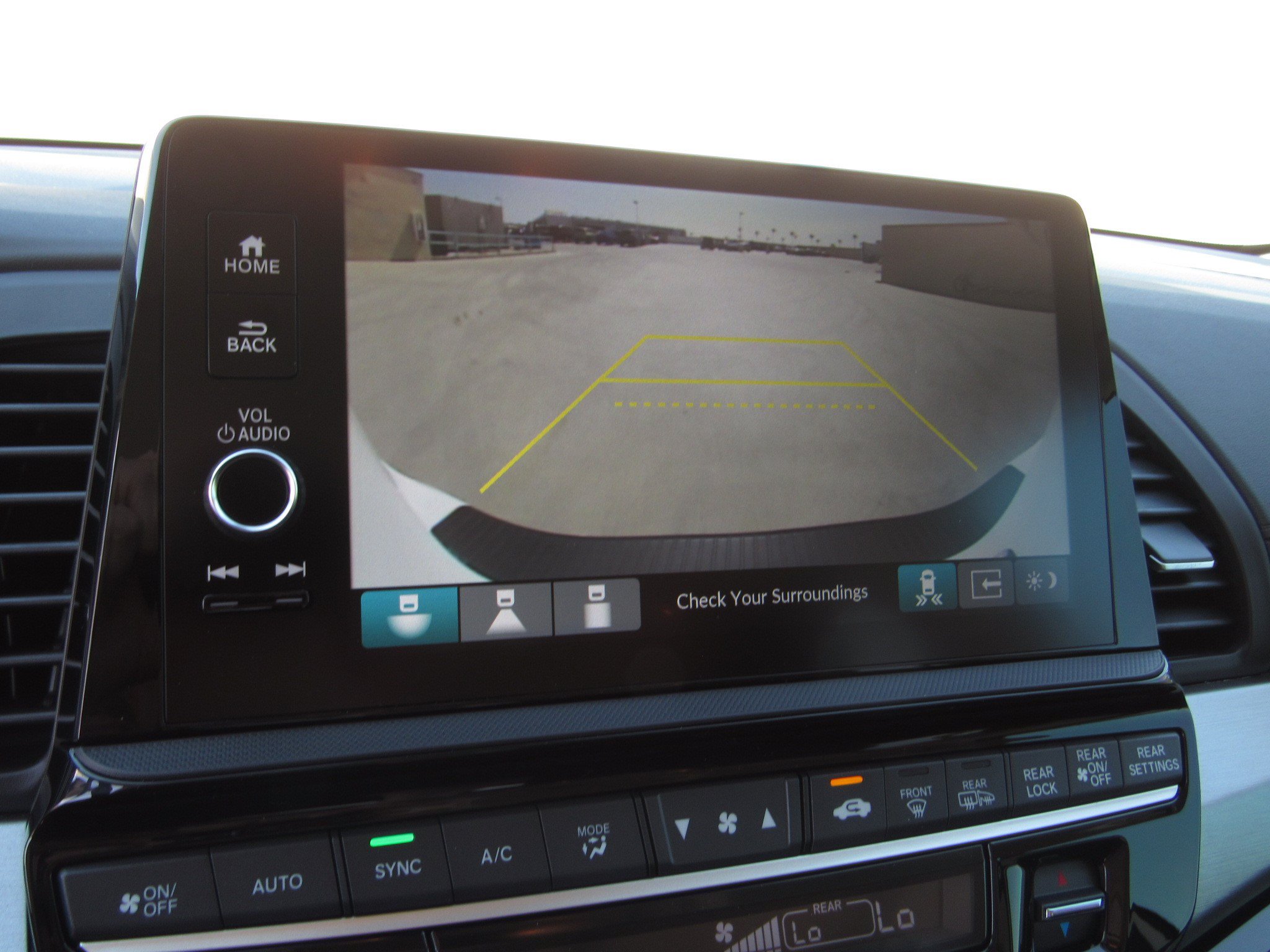 New 2026 Honda Odyssey Touring image 21