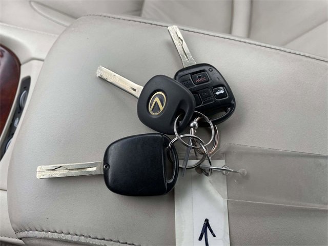 Used 2006 Lexus SC 430 Convertible image 28