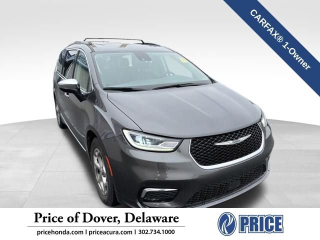 Used 2023 Chrysler Pacifica Limited image 1