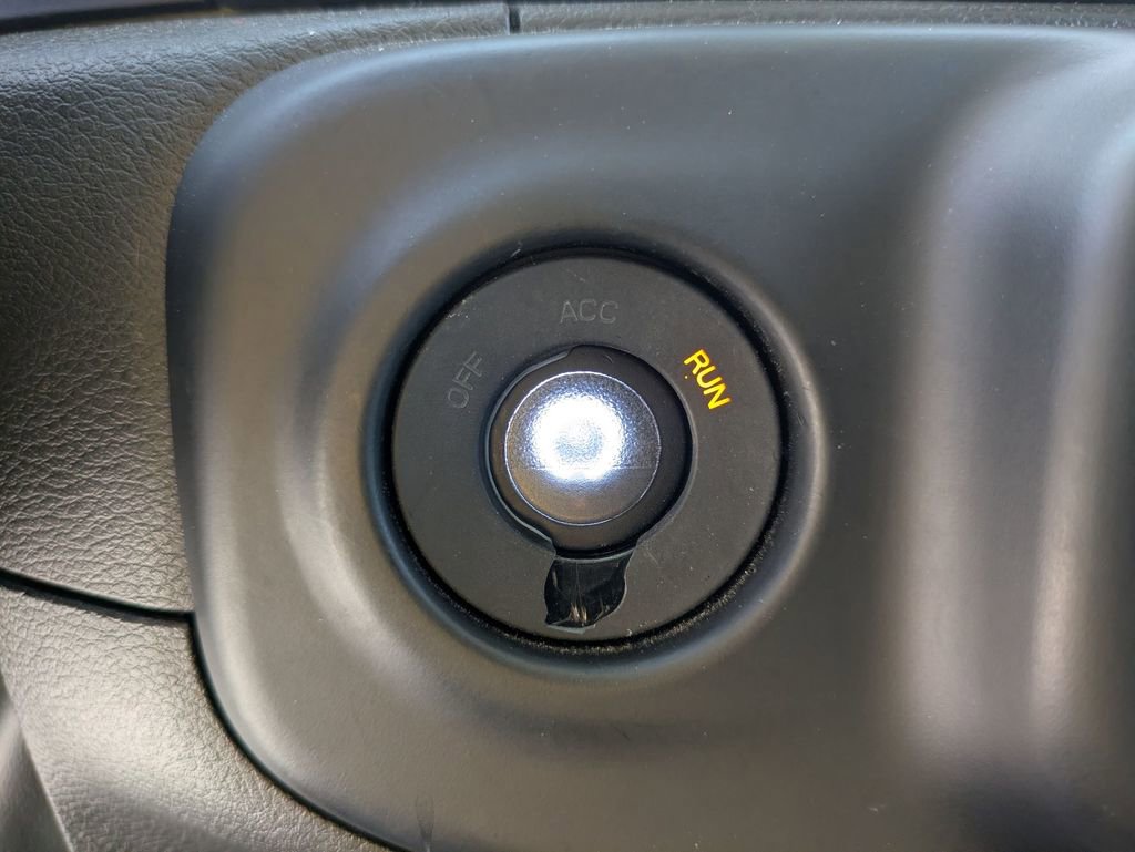 Used 2023 Jeep Wrangler Sahara image 24